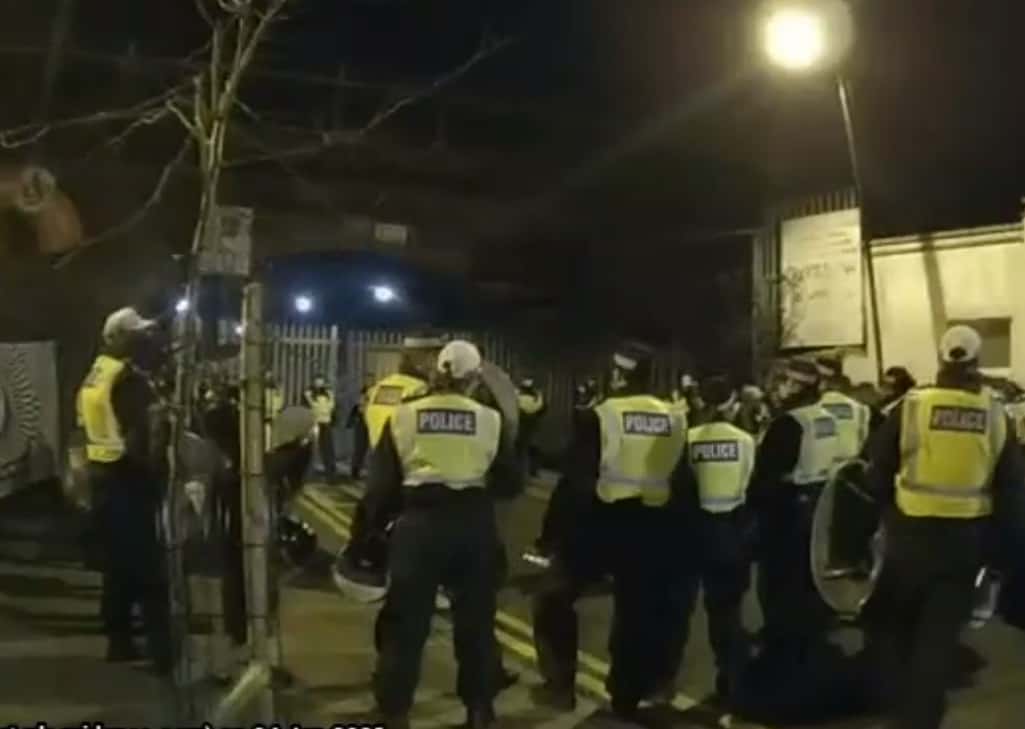 Police hand out £15,000 in fines after busting illegal Hackney rave