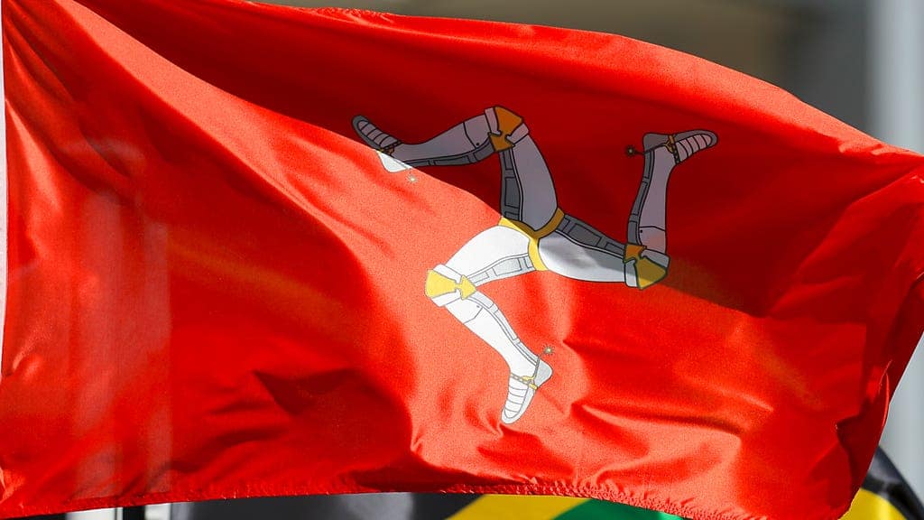 Isle of Man ‘back to normal’ as pubs, schools and businesses reopen following border controls