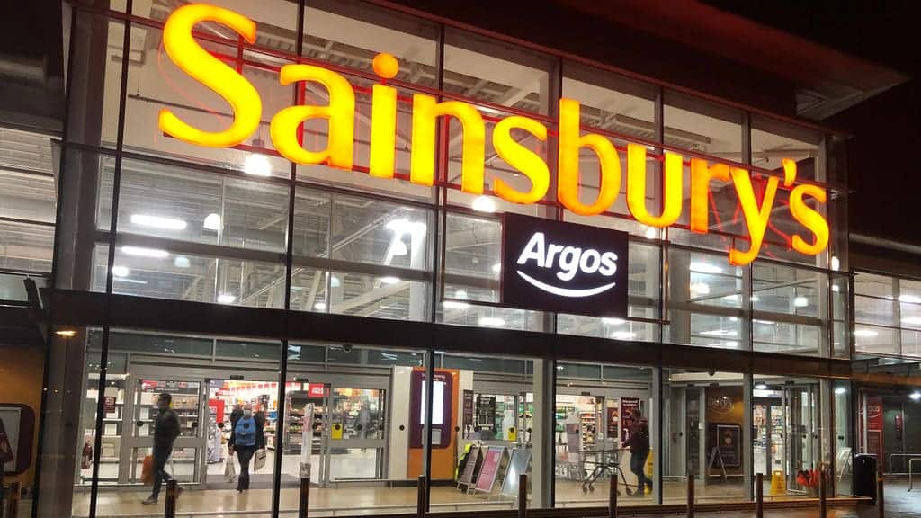 Sainsbury’s hand out bonus and pay rise to staff for pandemic work