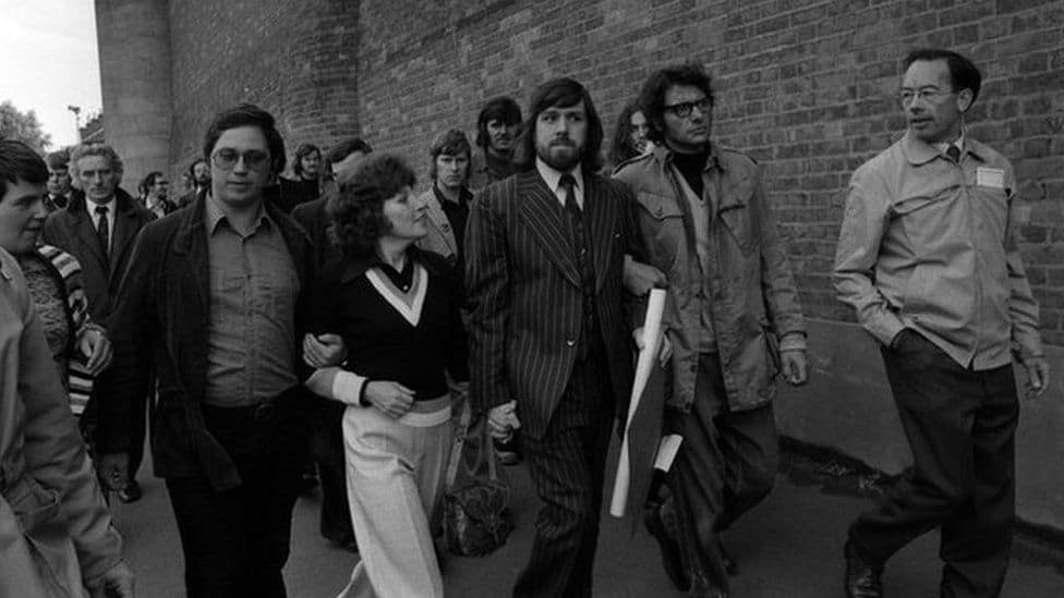 Court of Appeal quashes convictions of Ricky Tomlinson, Arthur Murray and the Shrewsbury 24