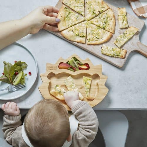 Cheesy Courgette Pizza | Photo: Credit: What Mummy Makes by Rebecca Wilson is published by DK, 23 July 2020. £14.99. DK.com