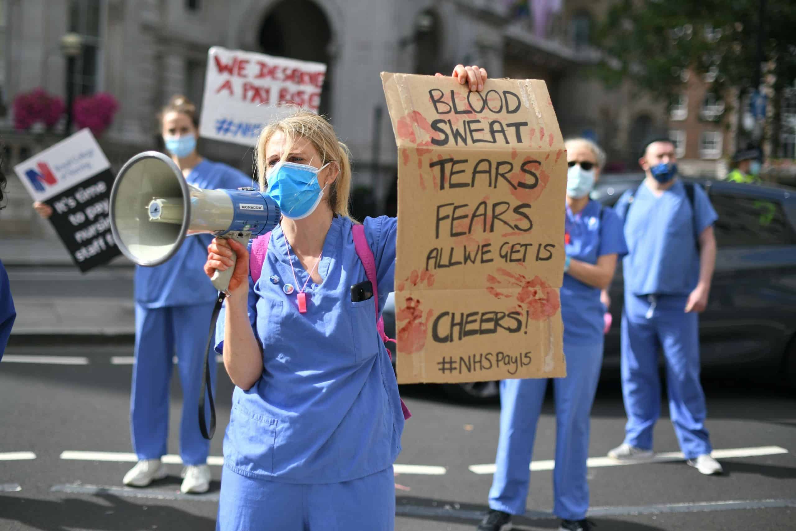 Enraged NHS staff plan nationwide protests over 1% pay rise plan