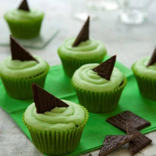 Alzheimer's Society Cupcake Day After Eight Cupcakes | Photo: Joy Skipper