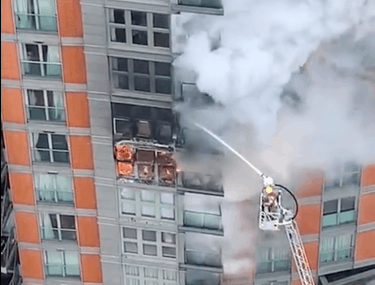 Fire breaks out at Poplar tower block covered in ‘Grenfell-type cladding’