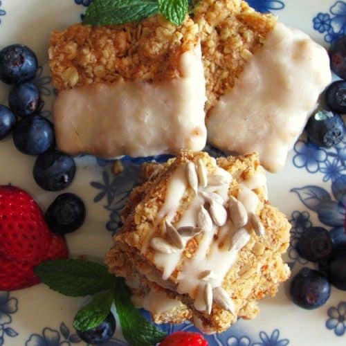 How To Make: Oat Crunchies With Yogurt Glaze