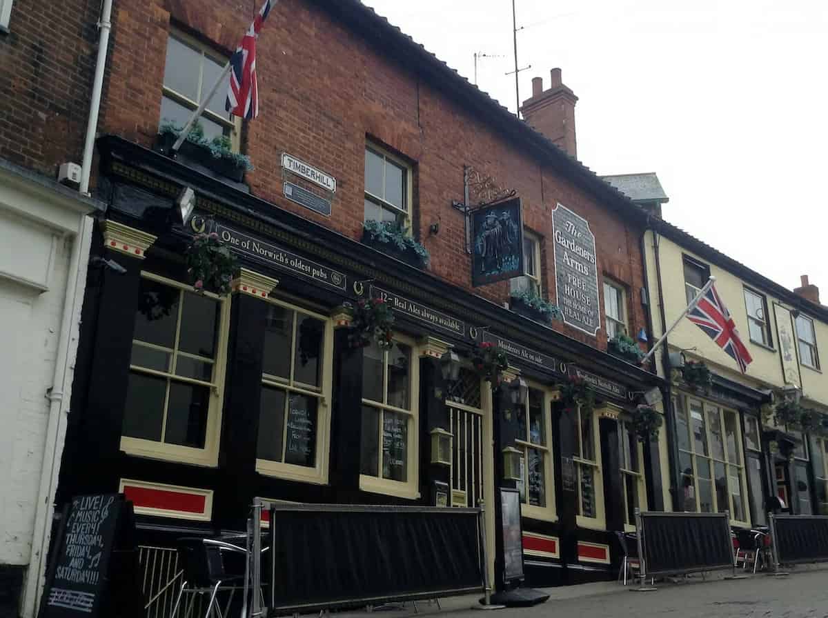 Pub landlord receives vile abuse – with some branding him a ‘Nazi’ – after he introduced ‘no jab, no entry’ rule