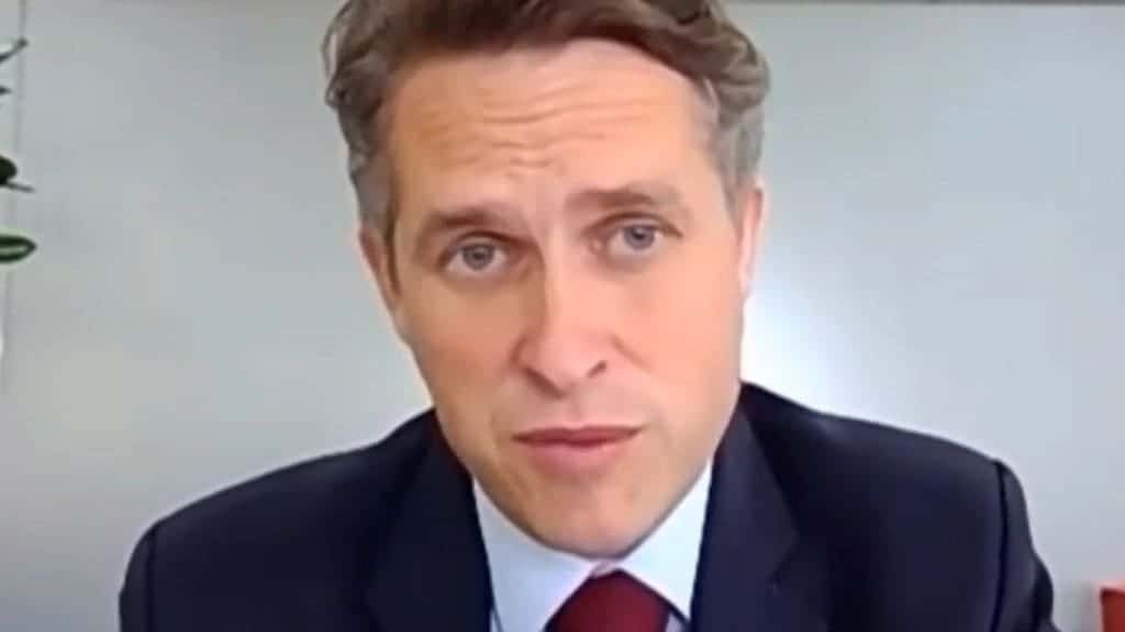 Gavin Williamson uses videolink to tell university conference: ‘Get back to in-person teaching’
