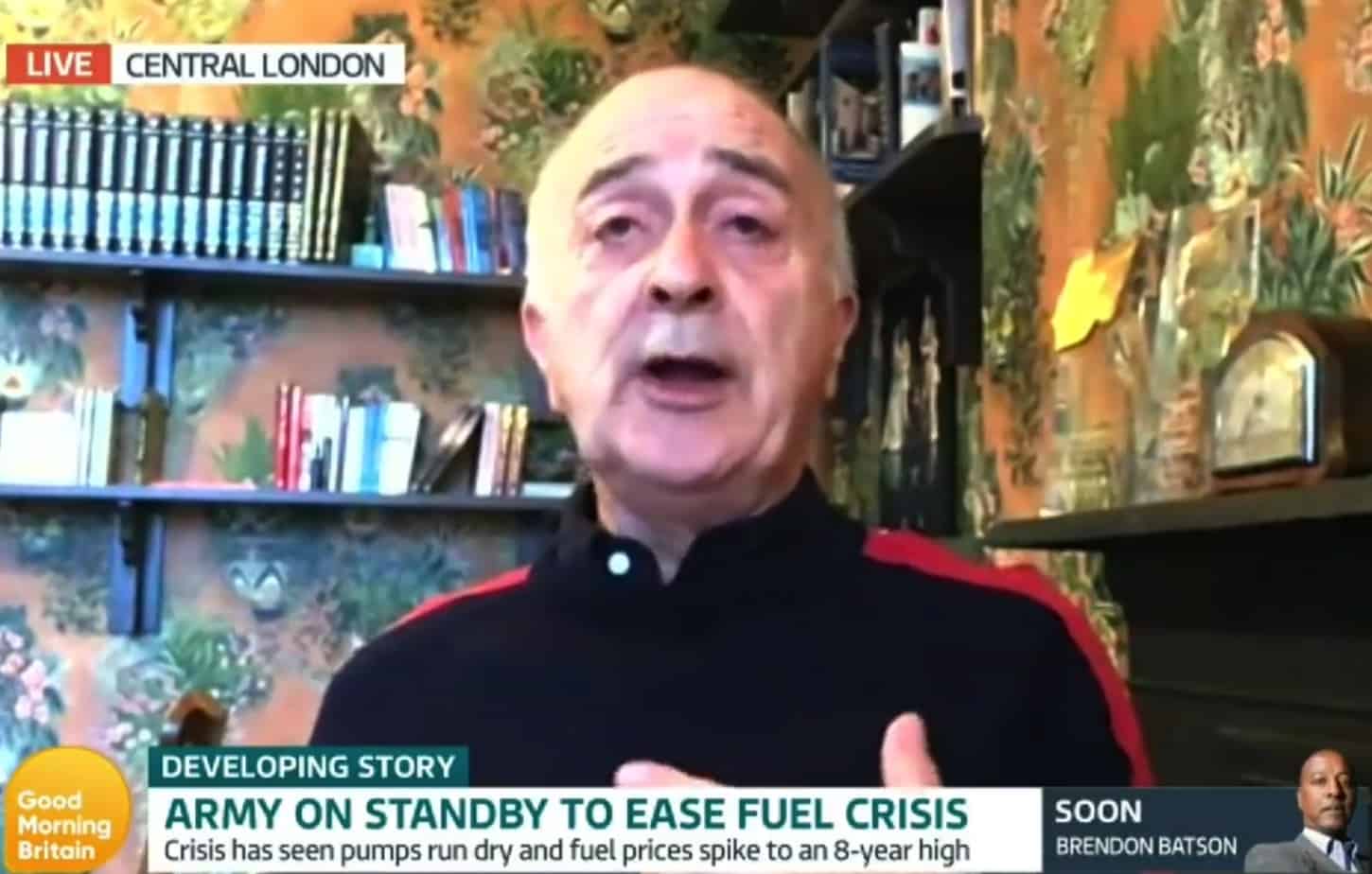 Tony Robinson says lies are ‘at the heart of this government’