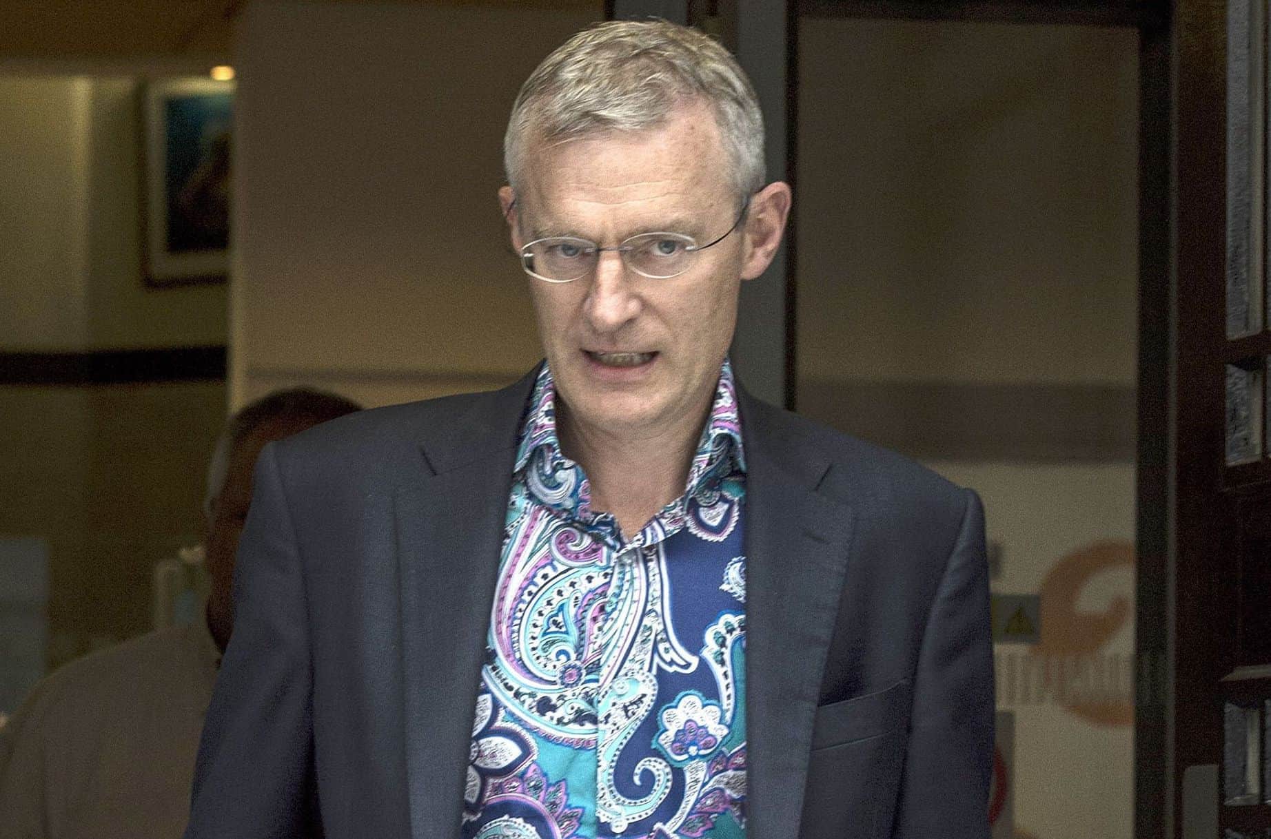 Watch: ‘We know where everbody lives’ – Jeremy Vine’s concerning thread as anti-vaxxers turn up at his home