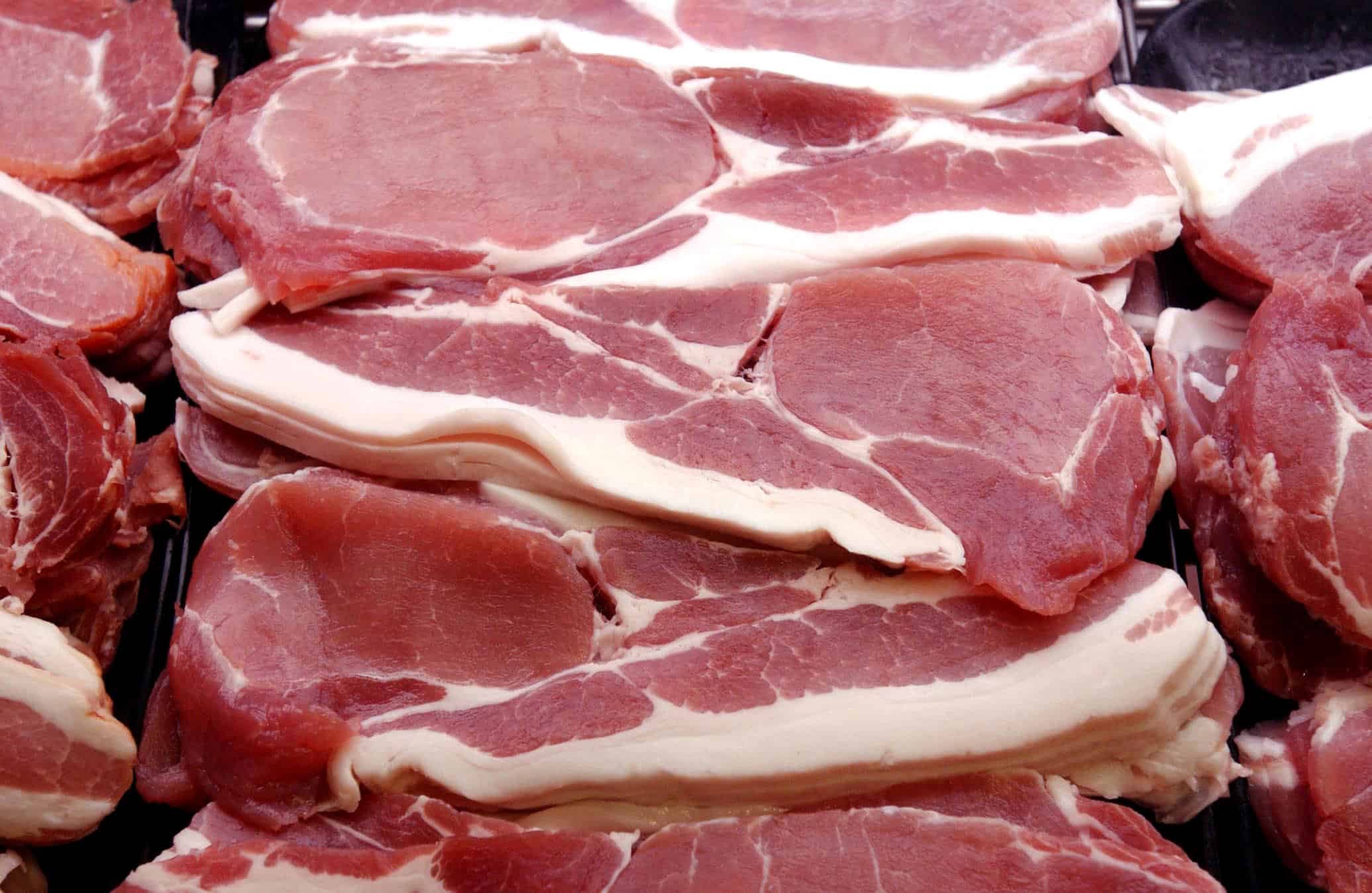 Animals meat. Мясо убойных животных говядина. Свинина с жирком. Ткани мяса убойных животных.