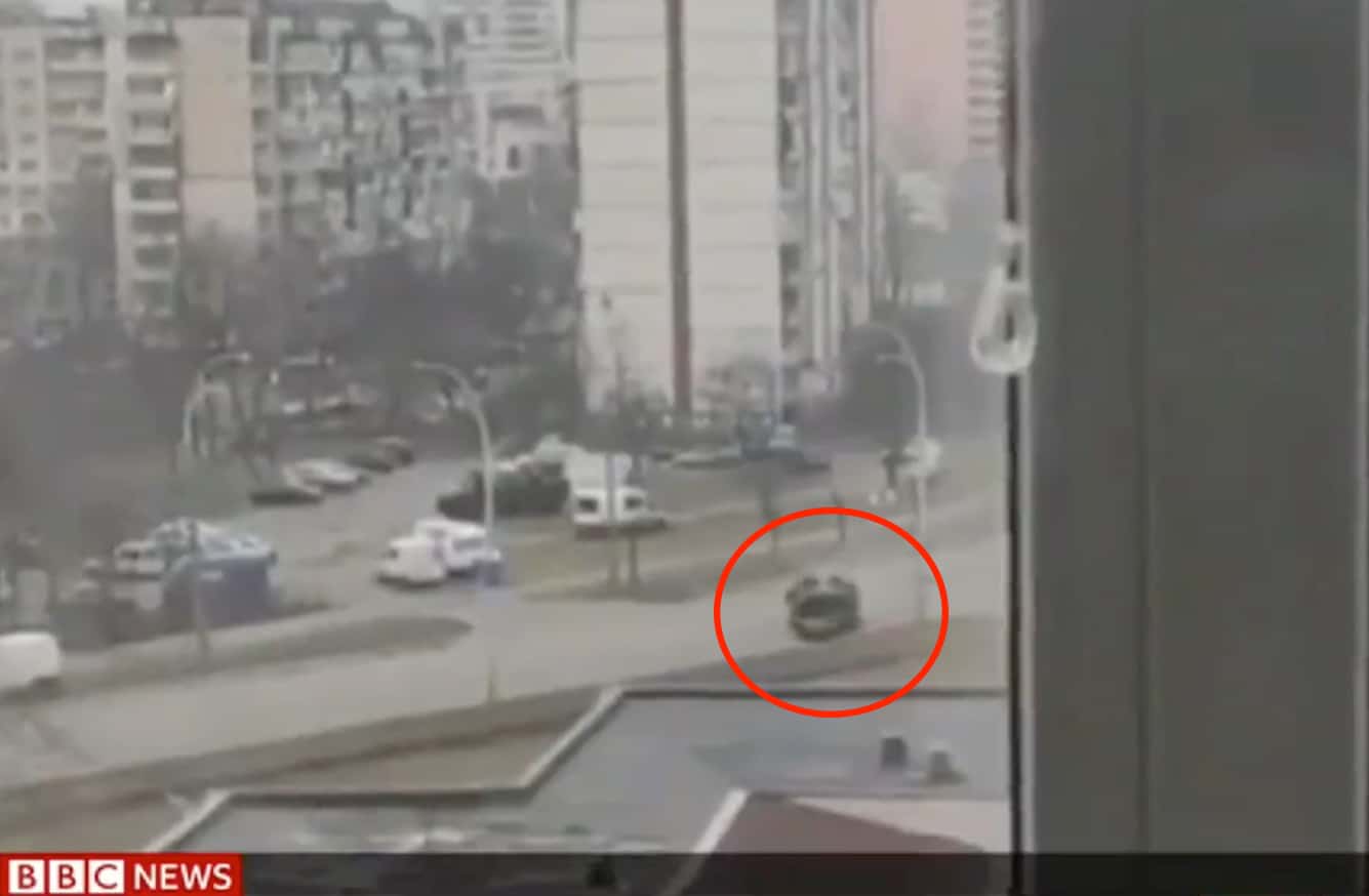 Russian tank drives over elderly civilian in car – who miraculously survives