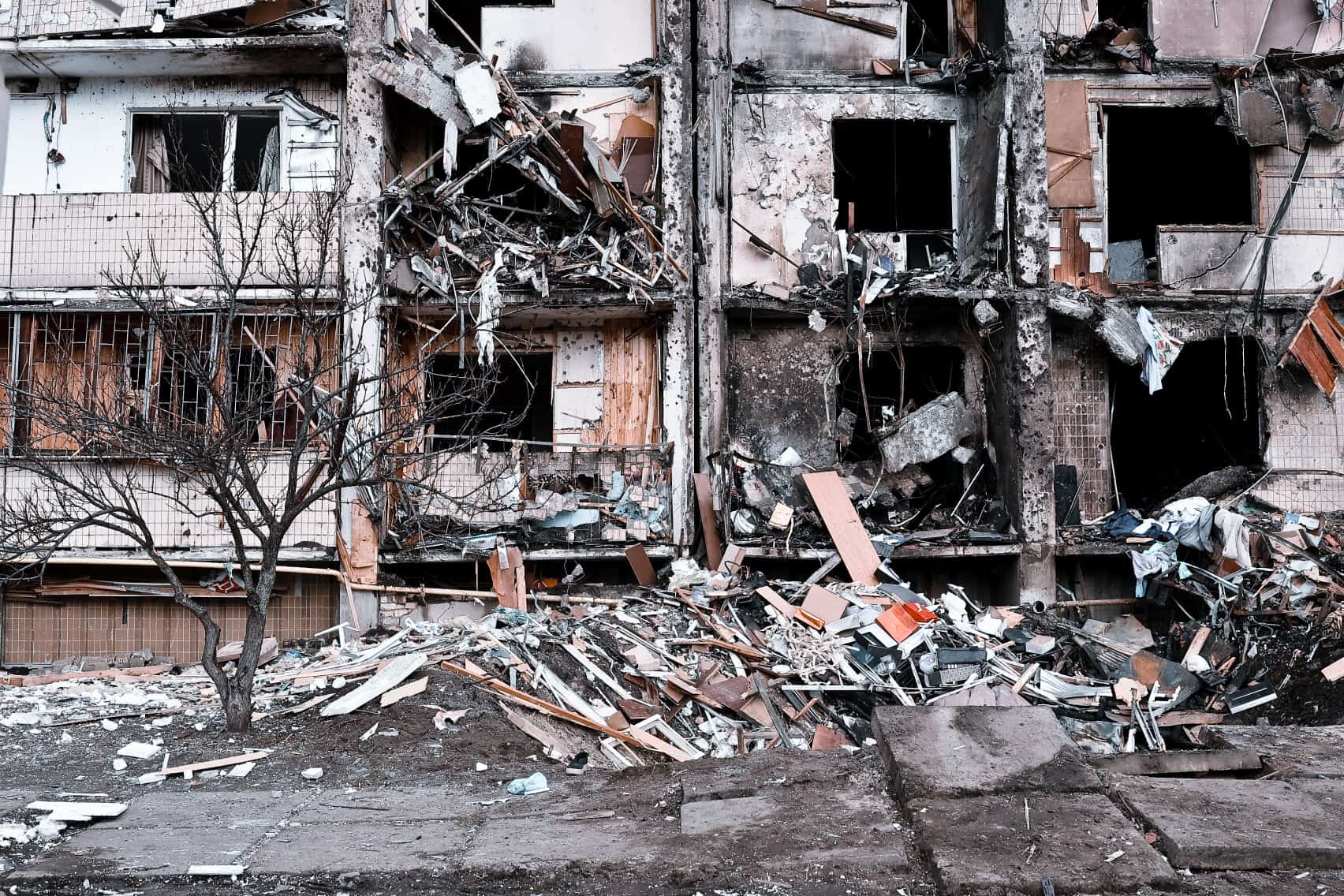 Kyiv resident shares photos of ‘surreal’ damage to Ukraine’s capital