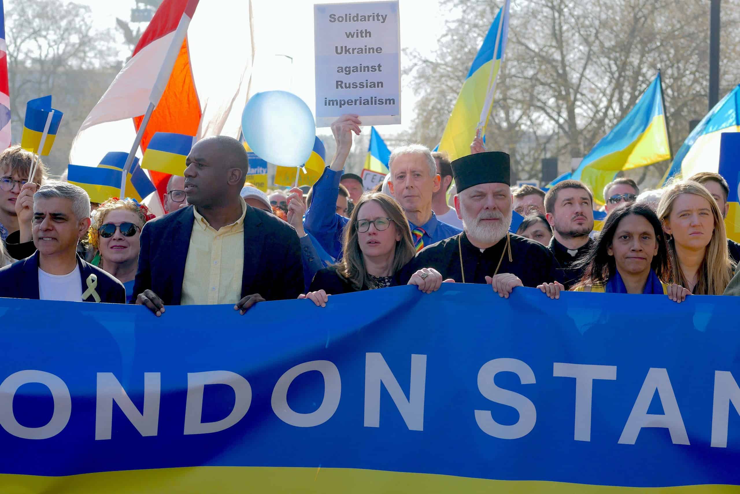 More than 150,000 take to London streets in ‘historic’ rally for Ukraine