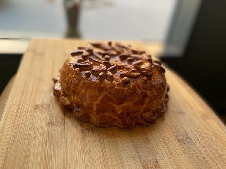 Smoked ham hock pie recipe, with leek and wholegrain mustard