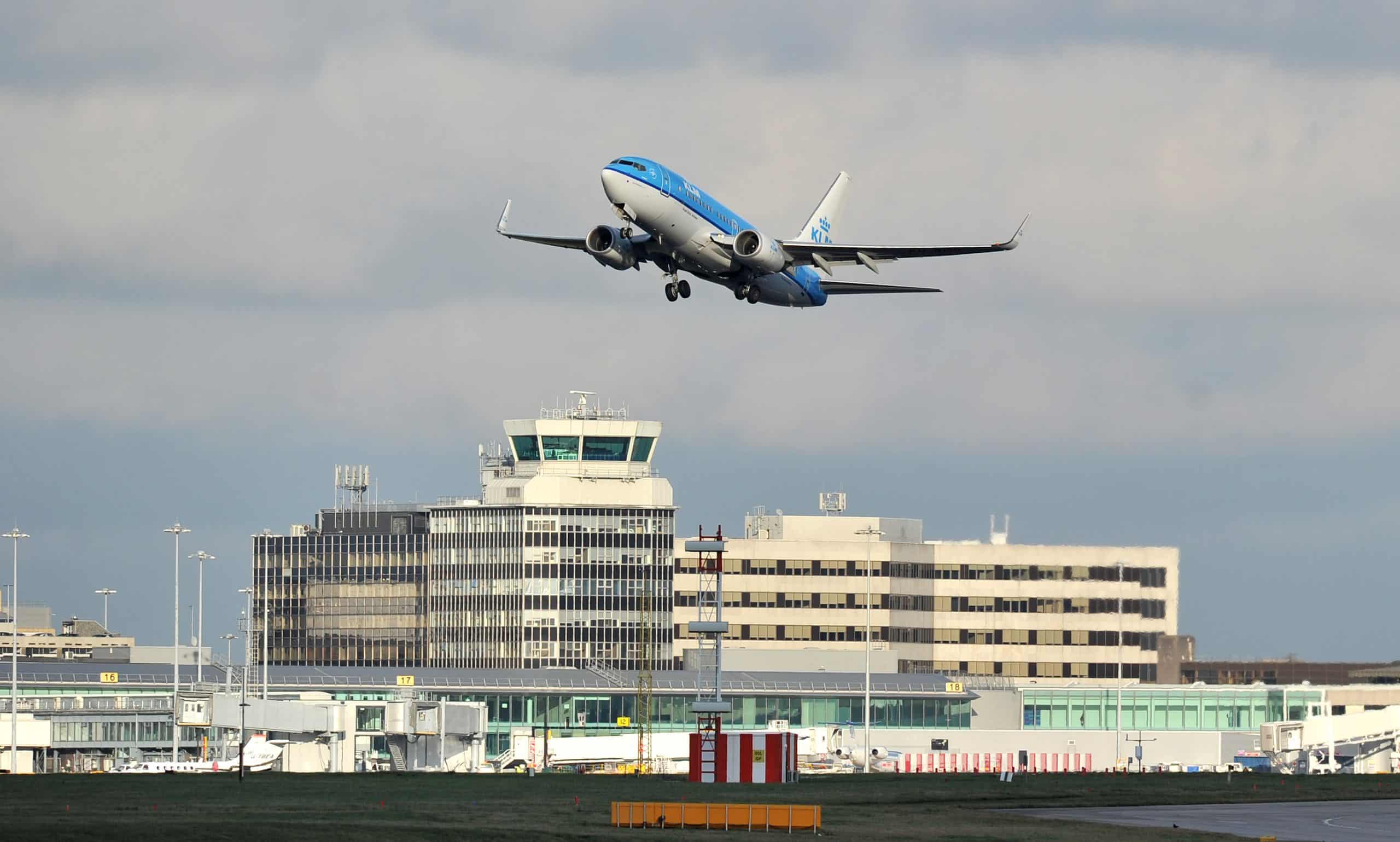 Managing director of Manchester Airport steps down following Easter chaos
