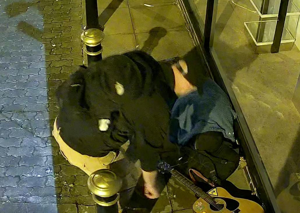 Callous thief stole homeless man’s guitar while he slept in shop doorway