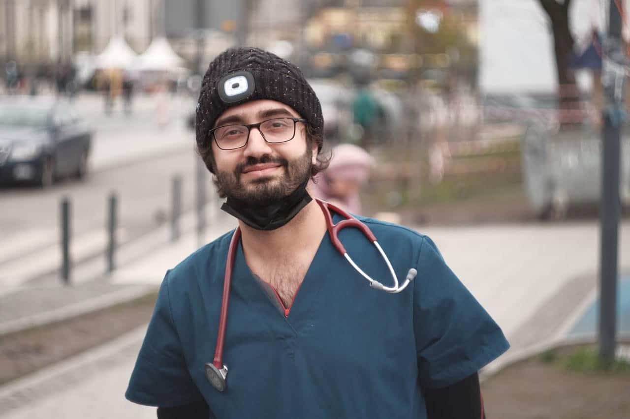 Syrian doctor uses annual leave to treat Ukraine war victims – after he came to UK as refugee