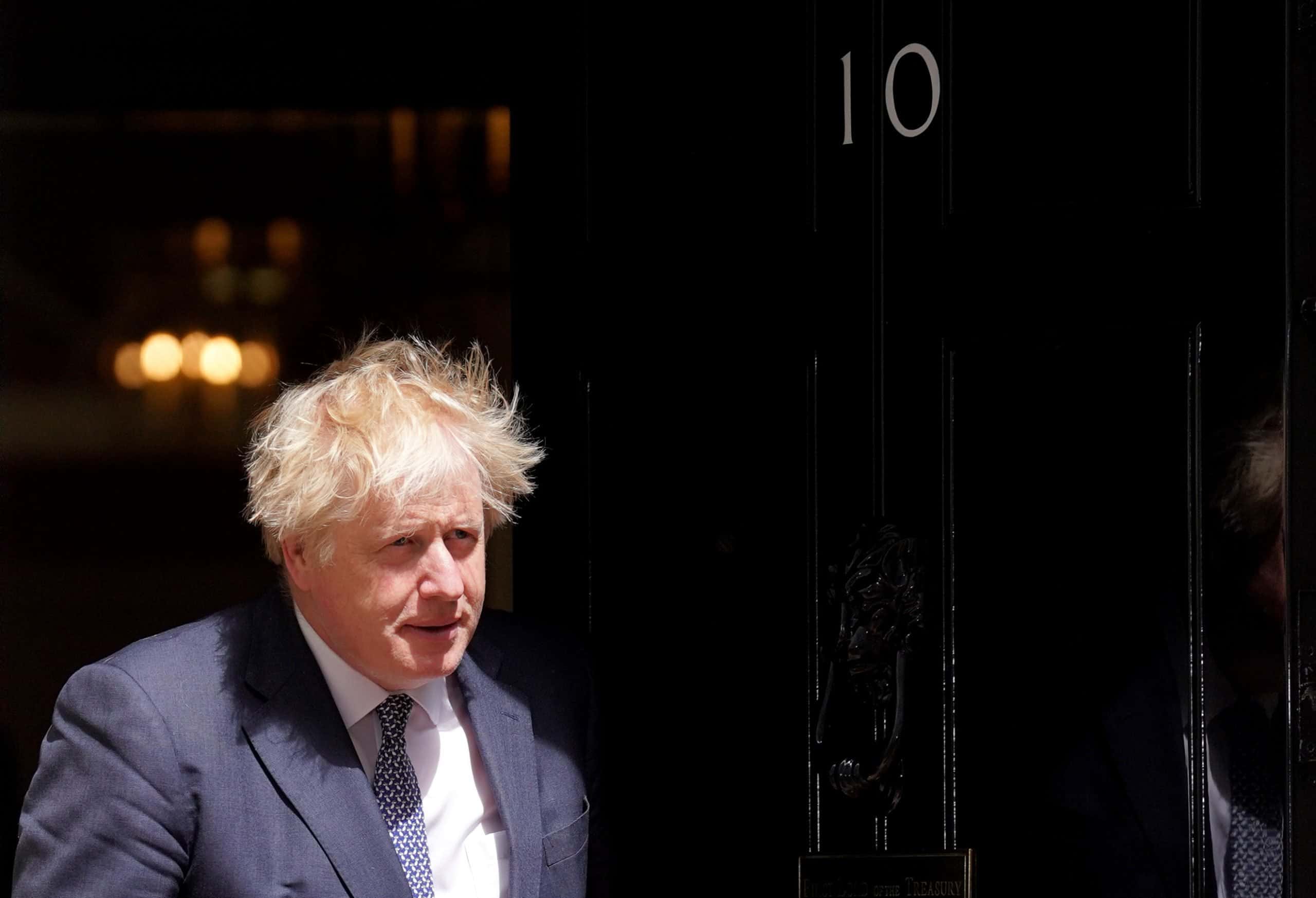 Former Tory attorney general calls on ‘negligent’ Boris Johnson to resign