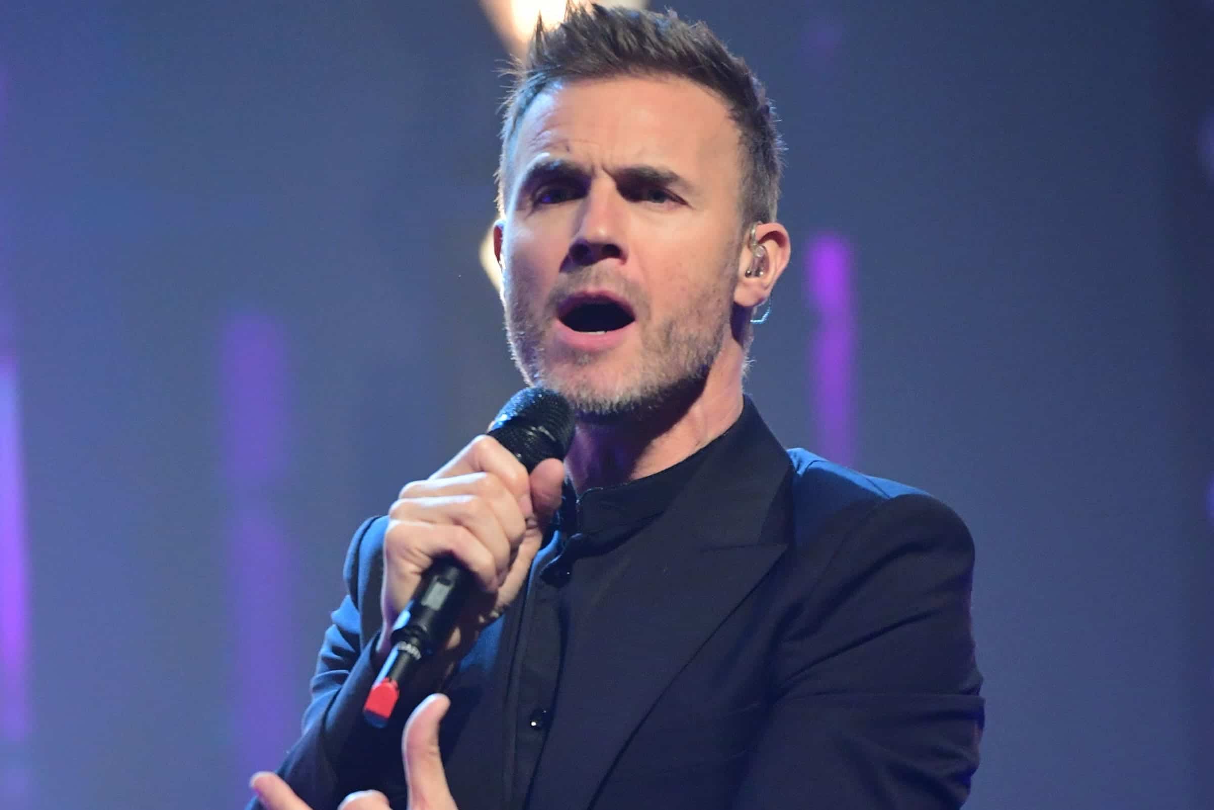 Gary Barlow wanted people to caption pic and a lot of people said same thing