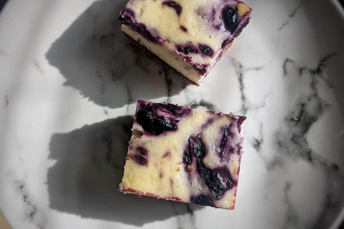 Blueberry Biscoff Cheesecake