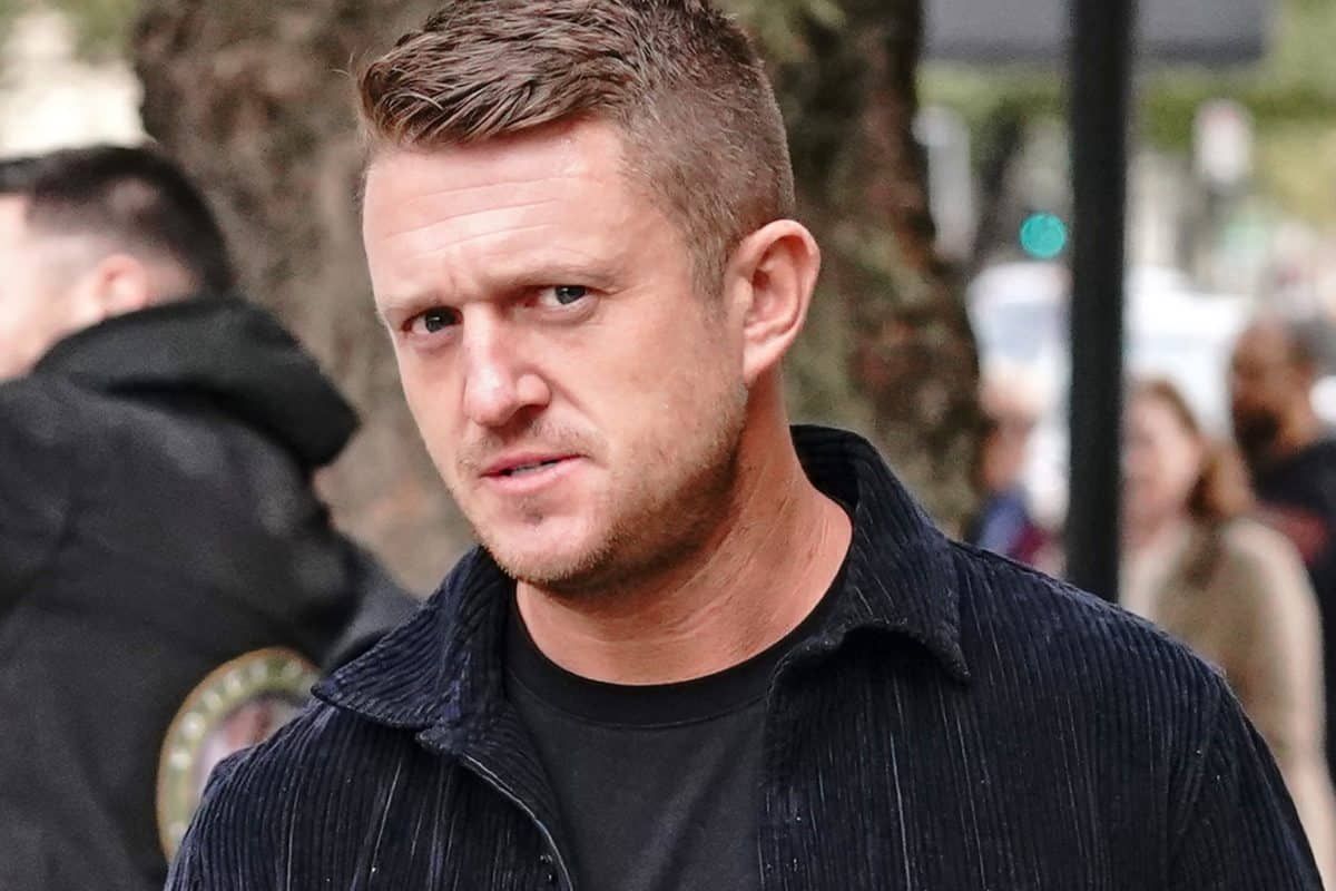 Tommy Robinson s Lawyer Gives Him The Boot tommy-robinson-s-lawyer-gives-him-the-boot