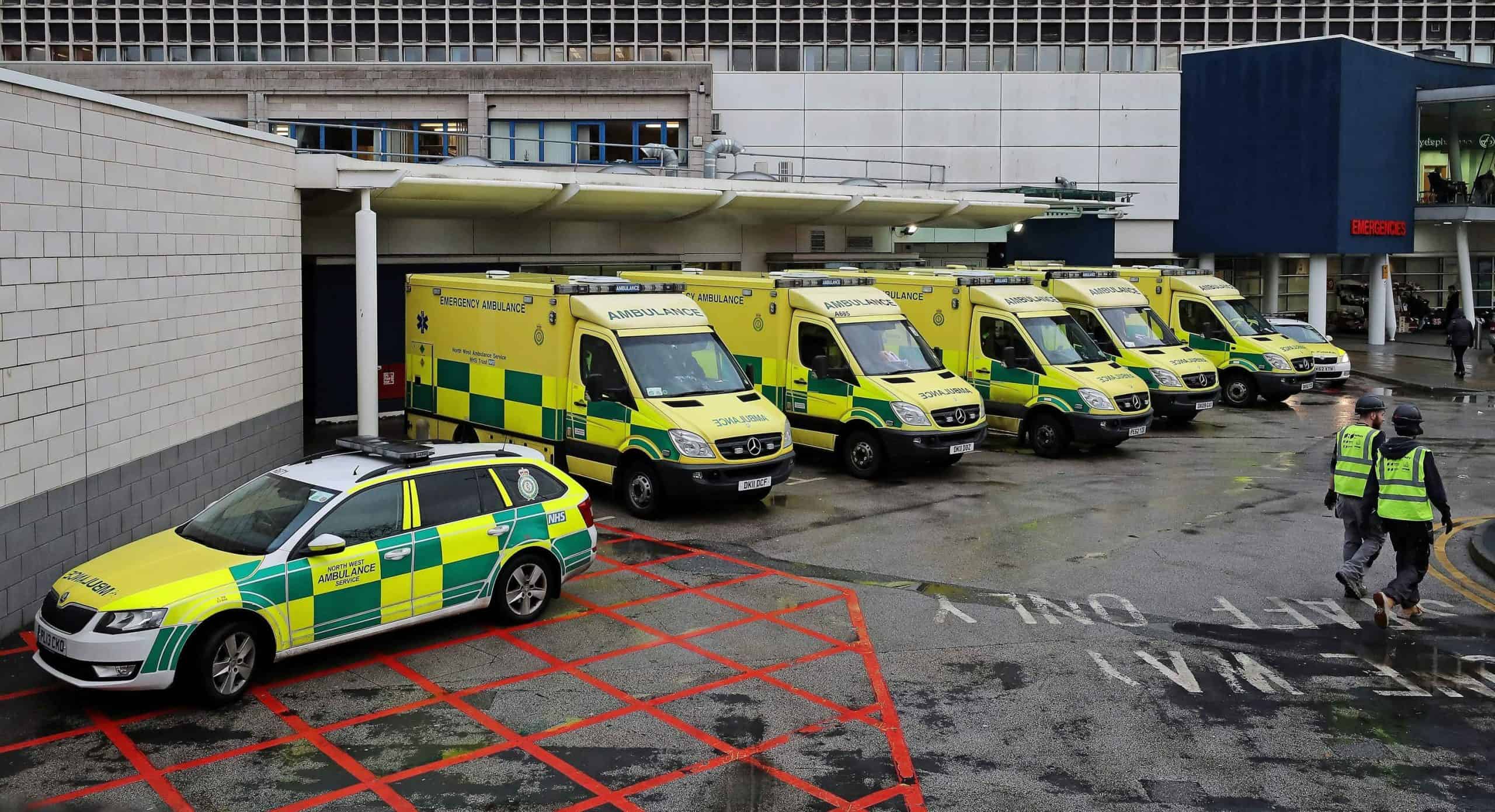 Paramedics ‘quitting in droves’ as ambulance wait time soar to record highs
