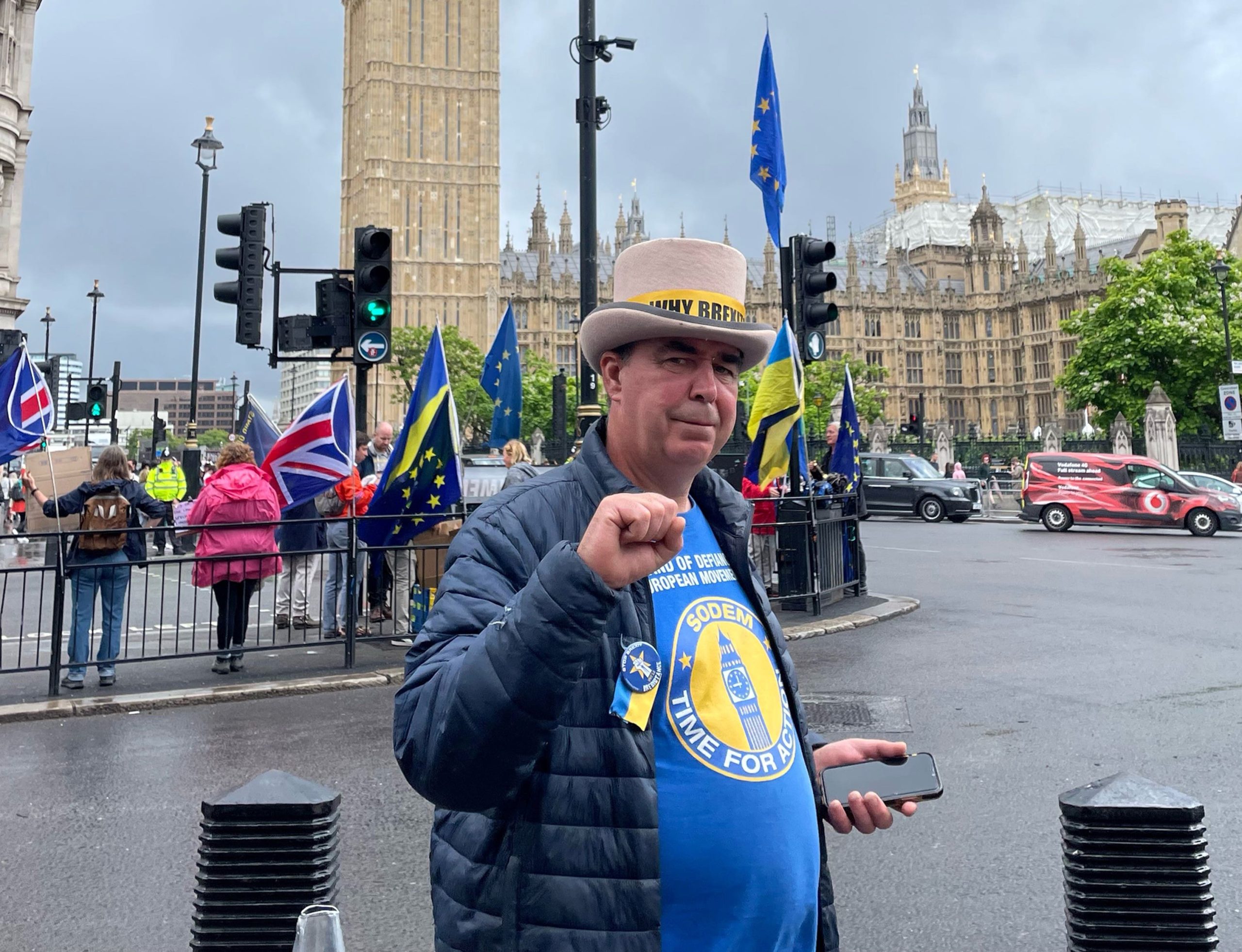 Steve Bray: Stop Brexit Man vows to protest ‘twice as loud’ after police seize amplifiers