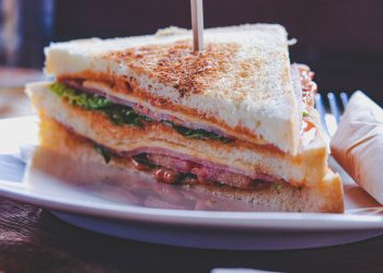 Club sandwich recipe Chicken sandwiches