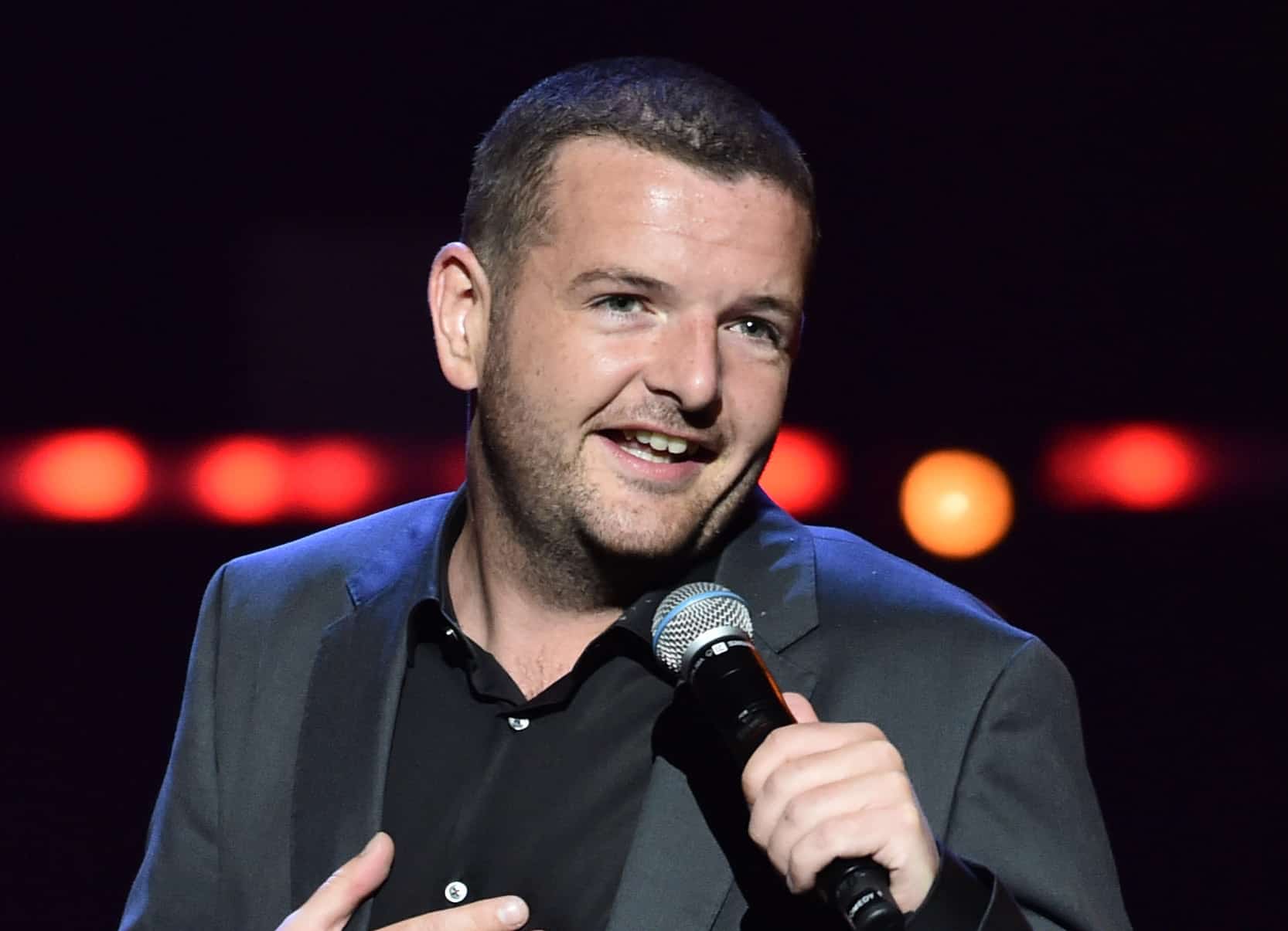 Watch: Kevin Bridges joked about Queen’s death during gig last night and said: ‘She won’t be the only old woman to die this winter’