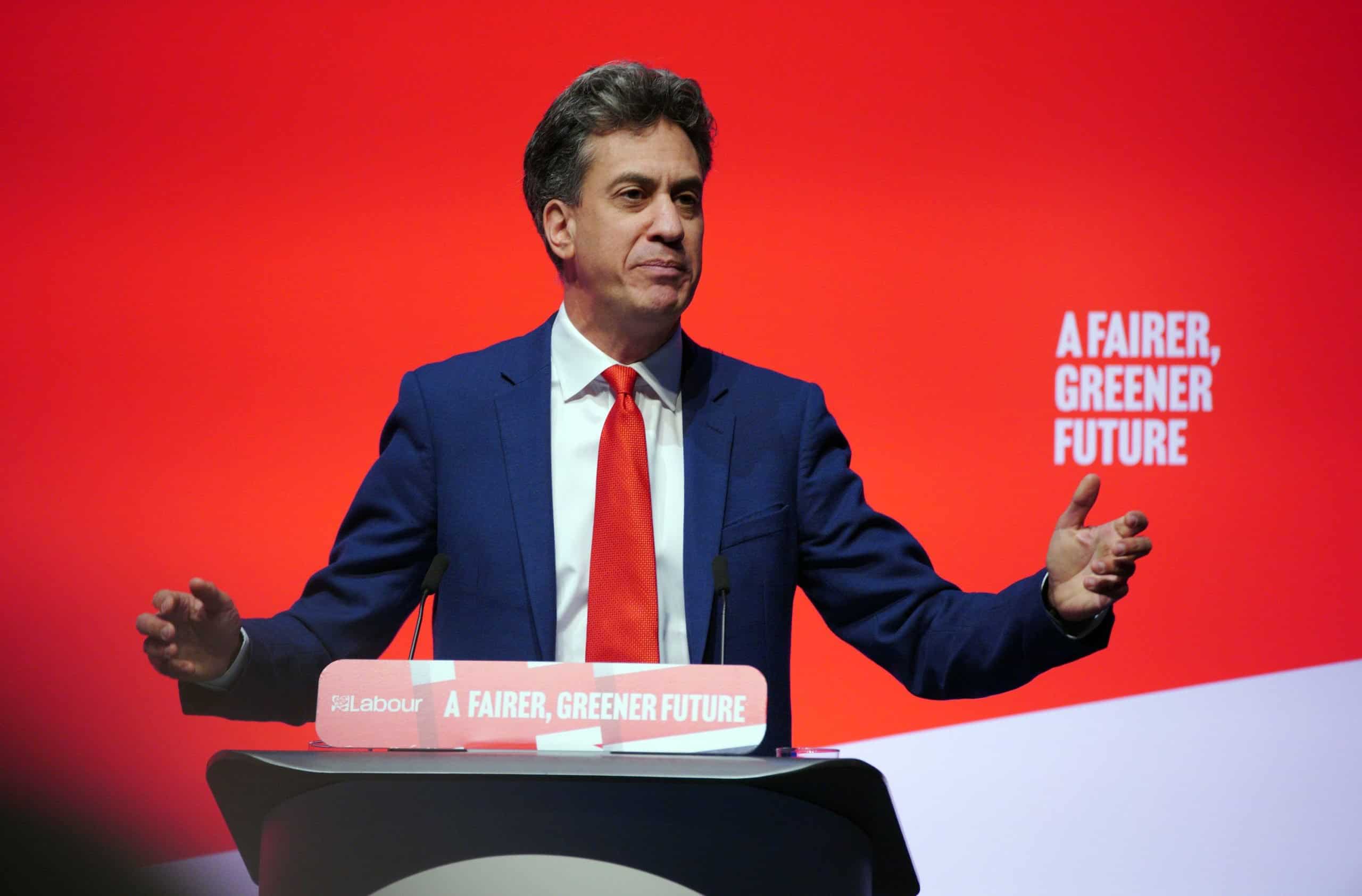 Ed Miliband backed to launch rival leadership bid among Labour rebels