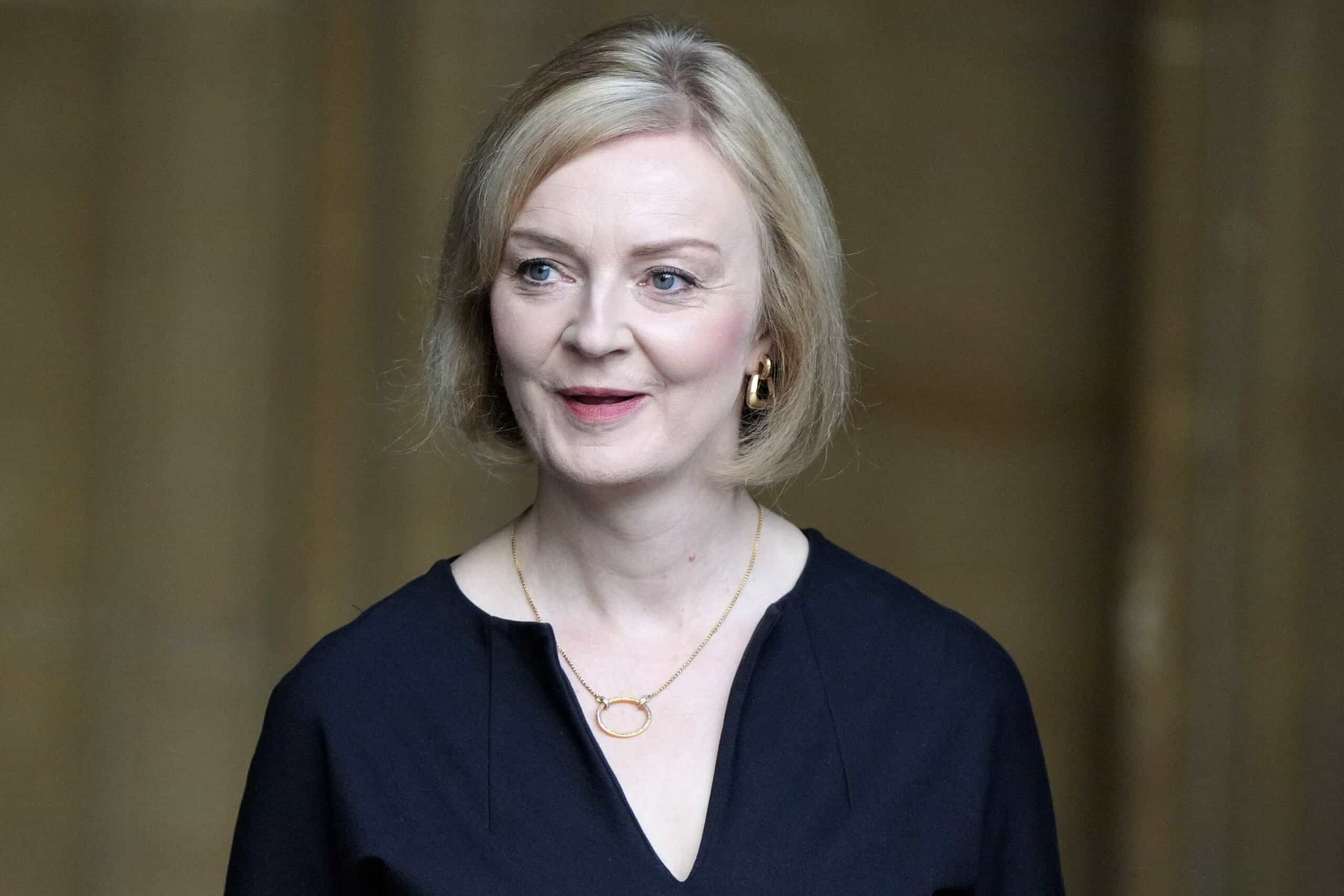 Liz Truss’s dad said to be ‘appalled’ by his daughter’s policies