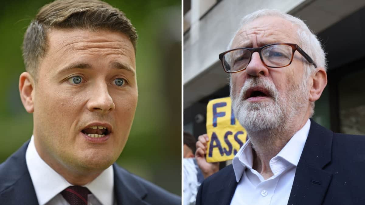 Watch: Wes Streeting heard calling Corbyn ‘senile’ after he raises point of order