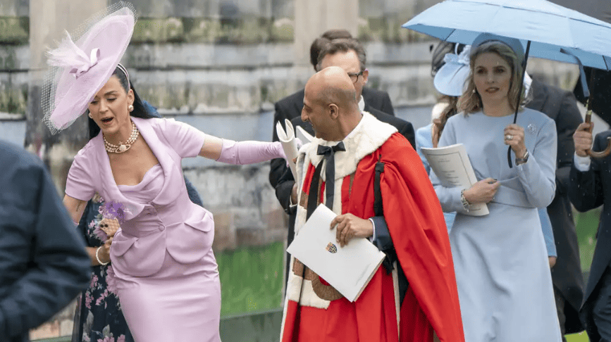 Katy Perry stumbles while departing King and Queen’s coronation service