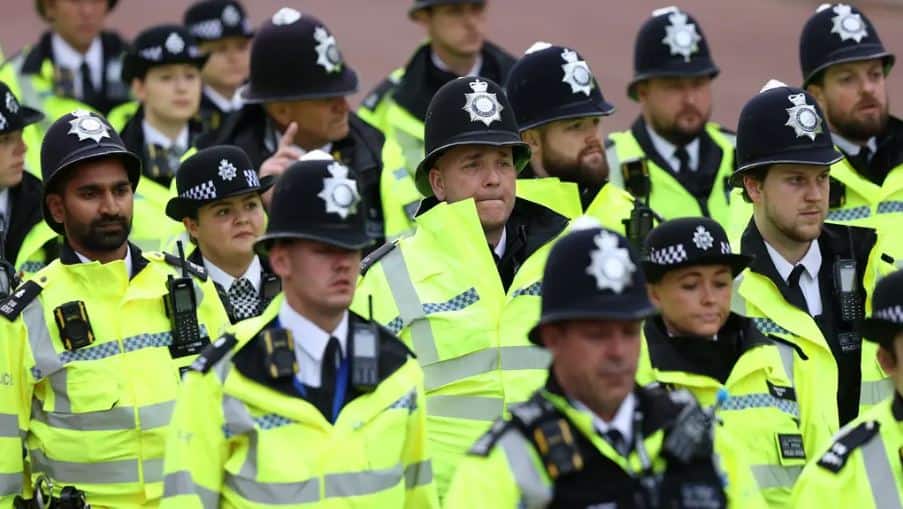 Coronation: Police will apologise over arrests if officers made mistakes