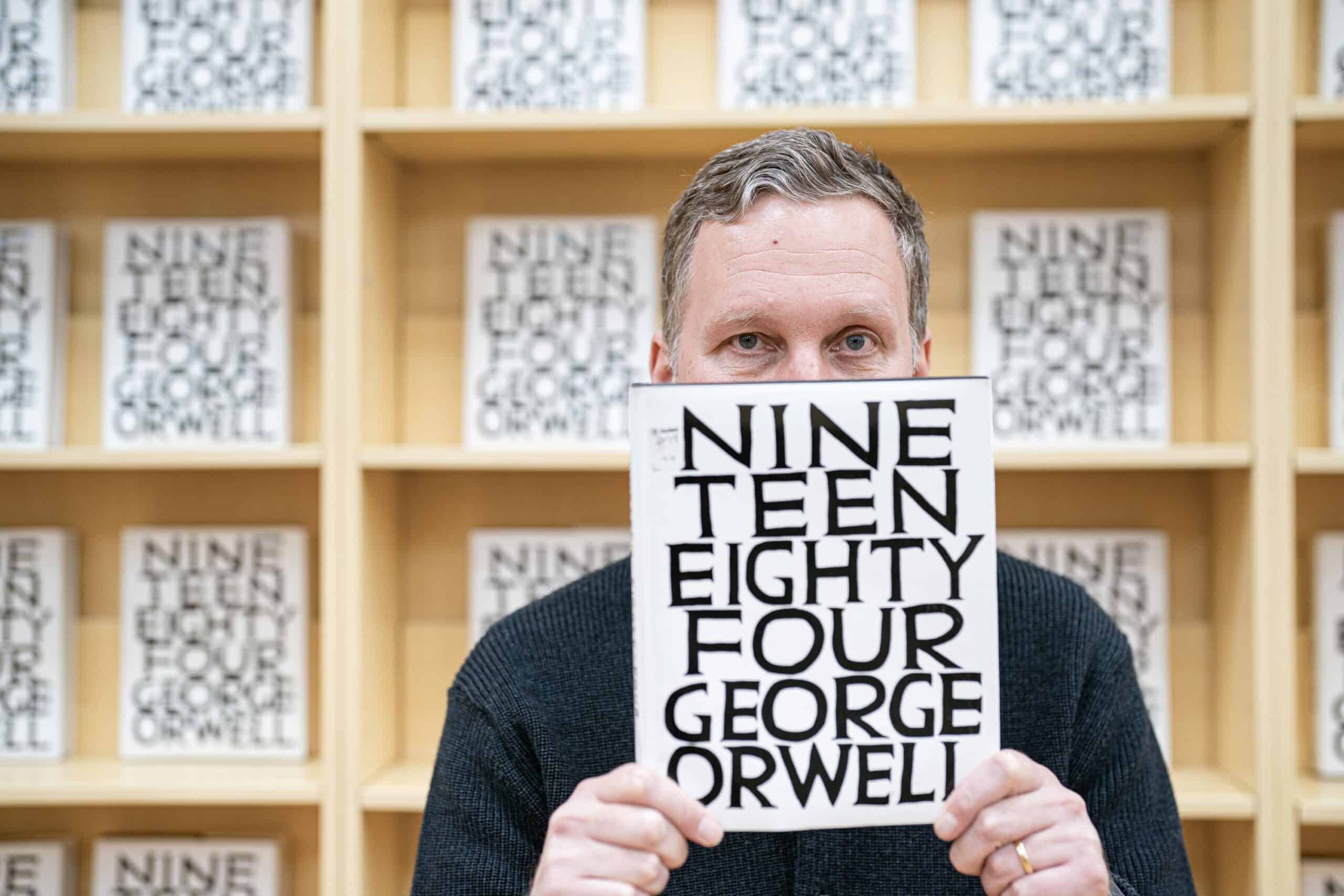 Pop-up shop to sell Orwell’s Nineteen Eighty-Four made from pulped copies of The Da Vinci Code