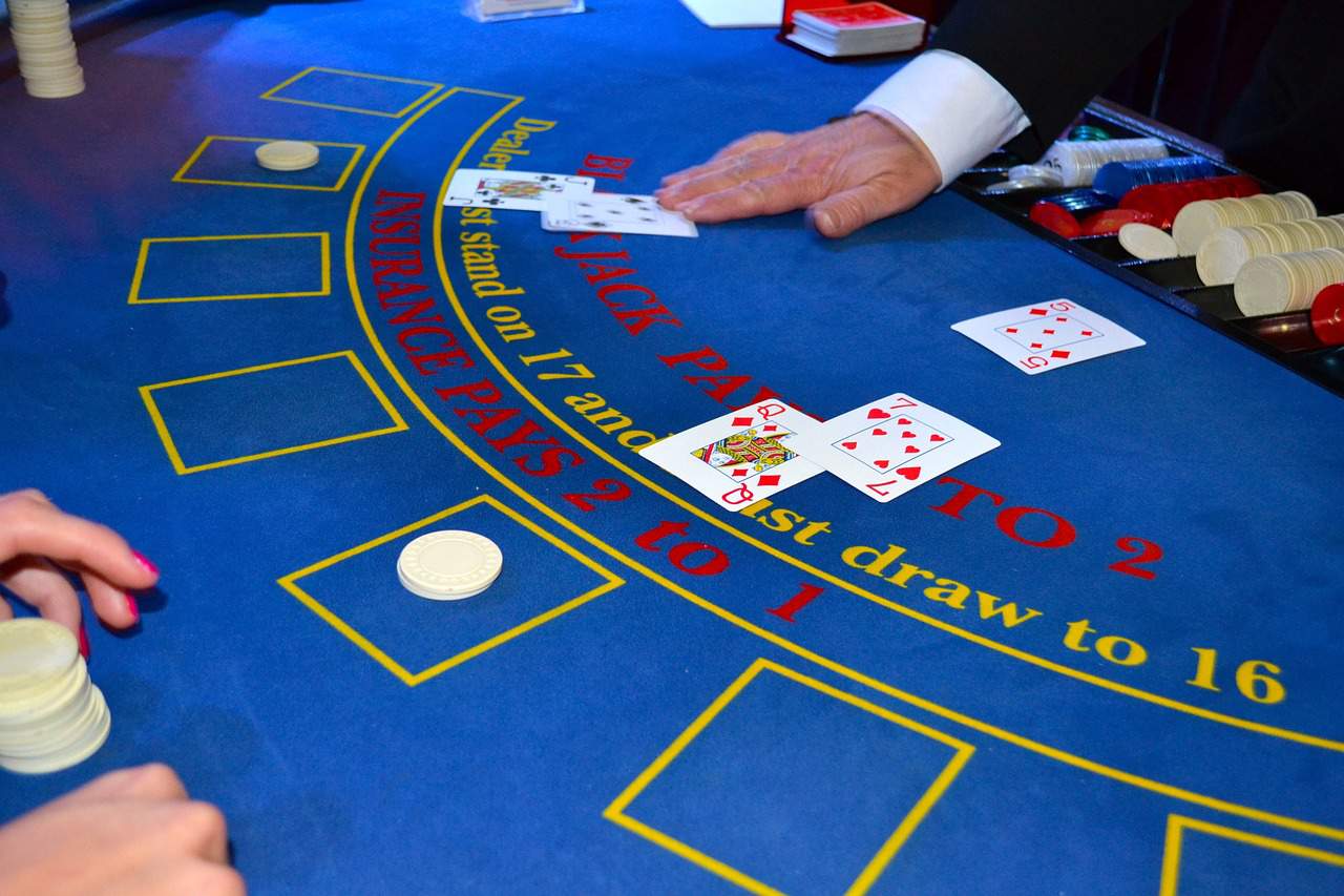 The Pros and Cons of Pursuing a Career as a Croupier