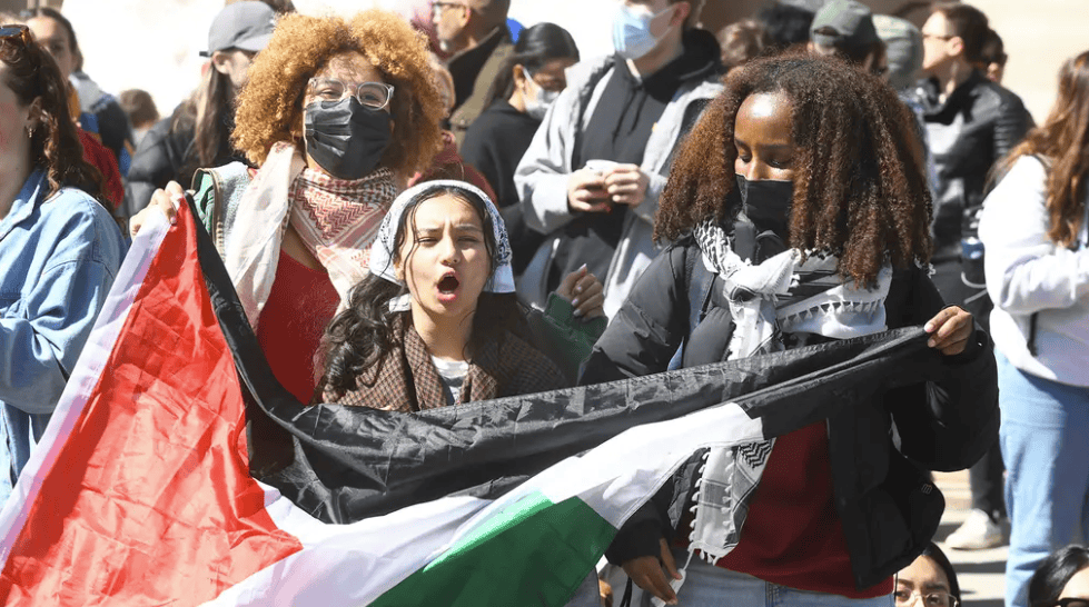 Pro-Palestinian protests sweep US college campuses after arrests at Columbia